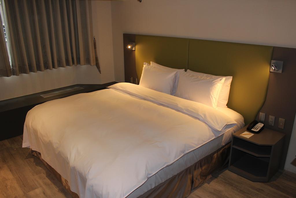 Horizon Inn Taipei Exterior photo
